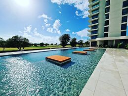 Fourteen at Mullet Bay