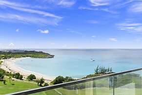 Fourteen at Mullet Bay