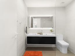 Fourteen at Mullet Bay