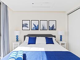 Fourteen at Mullet Bay