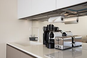 Fourteen at Mullet Bay