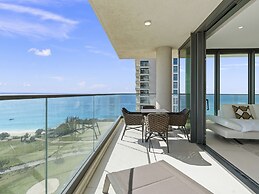 Fourteen at Mullet Bay