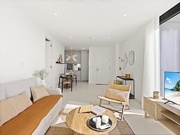 Fourteen at Mullet Bay