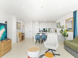 Fourteen at Mullet Bay