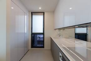 Fourteen at Mullet Bay