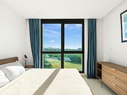 Fourteen at Mullet Bay