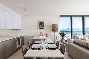 Fourteen at Mullet Bay