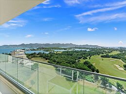 Fourteen at Mullet Bay