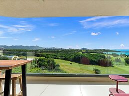 Fourteen at Mullet Bay