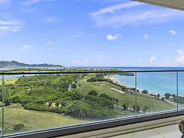 Fourteen at Mullet Bay