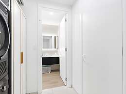 Fourteen at Mullet Bay