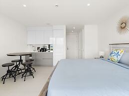 Fourteen at Mullet Bay