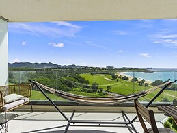 Fourteen at Mullet Bay