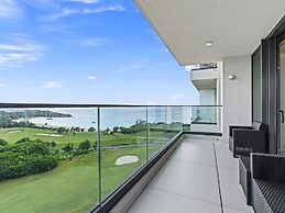 Fourteen at Mullet Bay