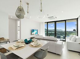 Fourteen at Mullet Bay