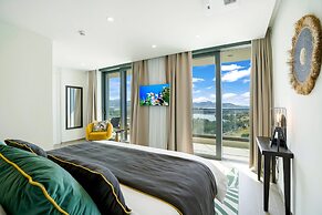 Fourteen at Mullet Bay