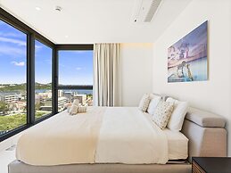 Fourteen at Mullet Bay