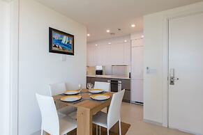 Fourteen at Mullet Bay