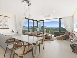 Fourteen at Mullet Bay