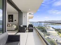 Fourteen at Mullet Bay