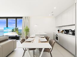 Fourteen at Mullet Bay