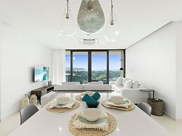 Fourteen at Mullet Bay