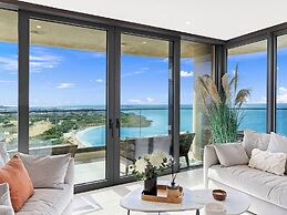 Fourteen at Mullet Bay