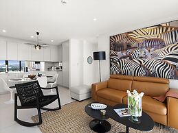 Fourteen at Mullet Bay