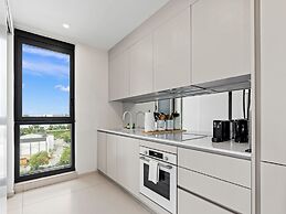 Fourteen at Mullet Bay