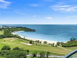 Fourteen at Mullet Bay