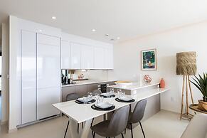 Fourteen at Mullet Bay