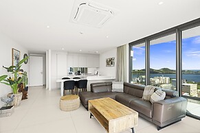 Fourteen at Mullet Bay