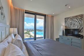 Fourteen at Mullet Bay