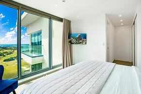 Fourteen at Mullet Bay