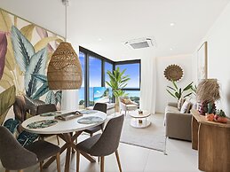 Fourteen at Mullet Bay