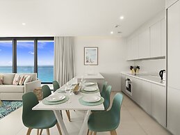 Fourteen at Mullet Bay