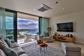 Fourteen at Mullet Bay