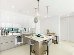 Fourteen at Mullet Bay