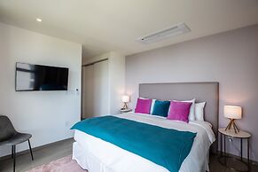 Fourteen at Mullet Bay