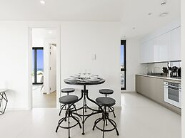 Fourteen at Mullet Bay