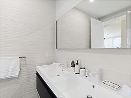 Fourteen at Mullet Bay