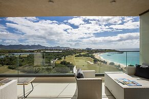 Fourteen at Mullet Bay