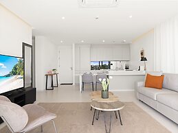 Fourteen at Mullet Bay