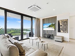 Fourteen at Mullet Bay