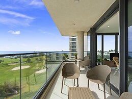 Fourteen at Mullet Bay