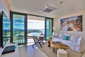 Fourteen at Mullet Bay