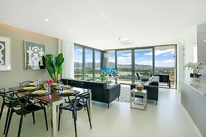 Fourteen at Mullet Bay