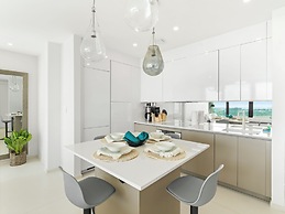 Fourteen at Mullet Bay