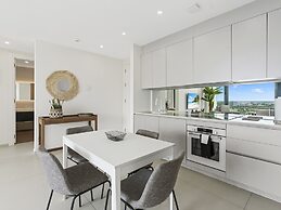 Fourteen at Mullet Bay