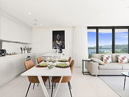 Fourteen at Mullet Bay